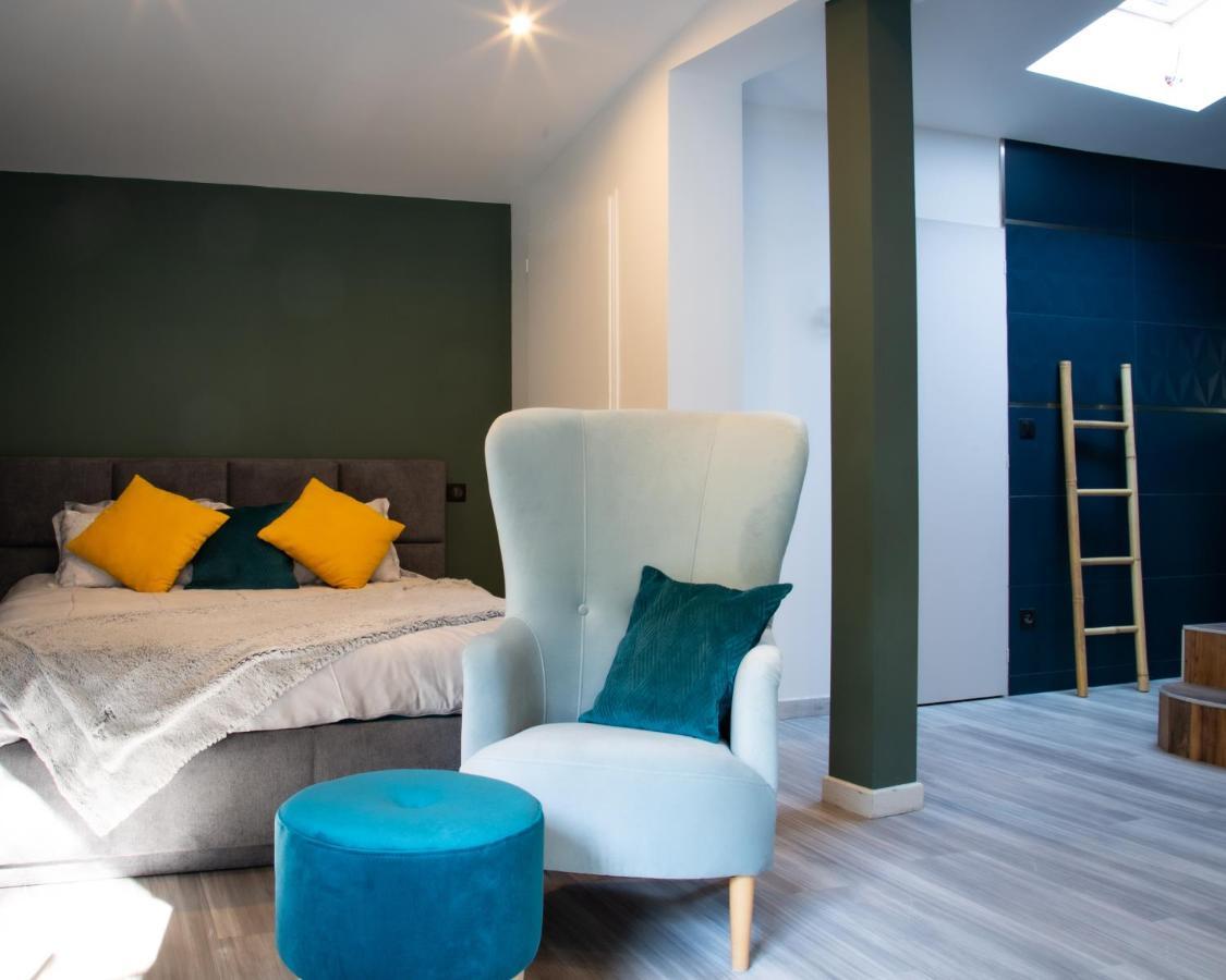 L'Ecrin Champenois - Suite Avec Balneo Et Sauna Prives ชาลงส์-อ็อง-ชองปาญ ภายนอก รูปภาพ