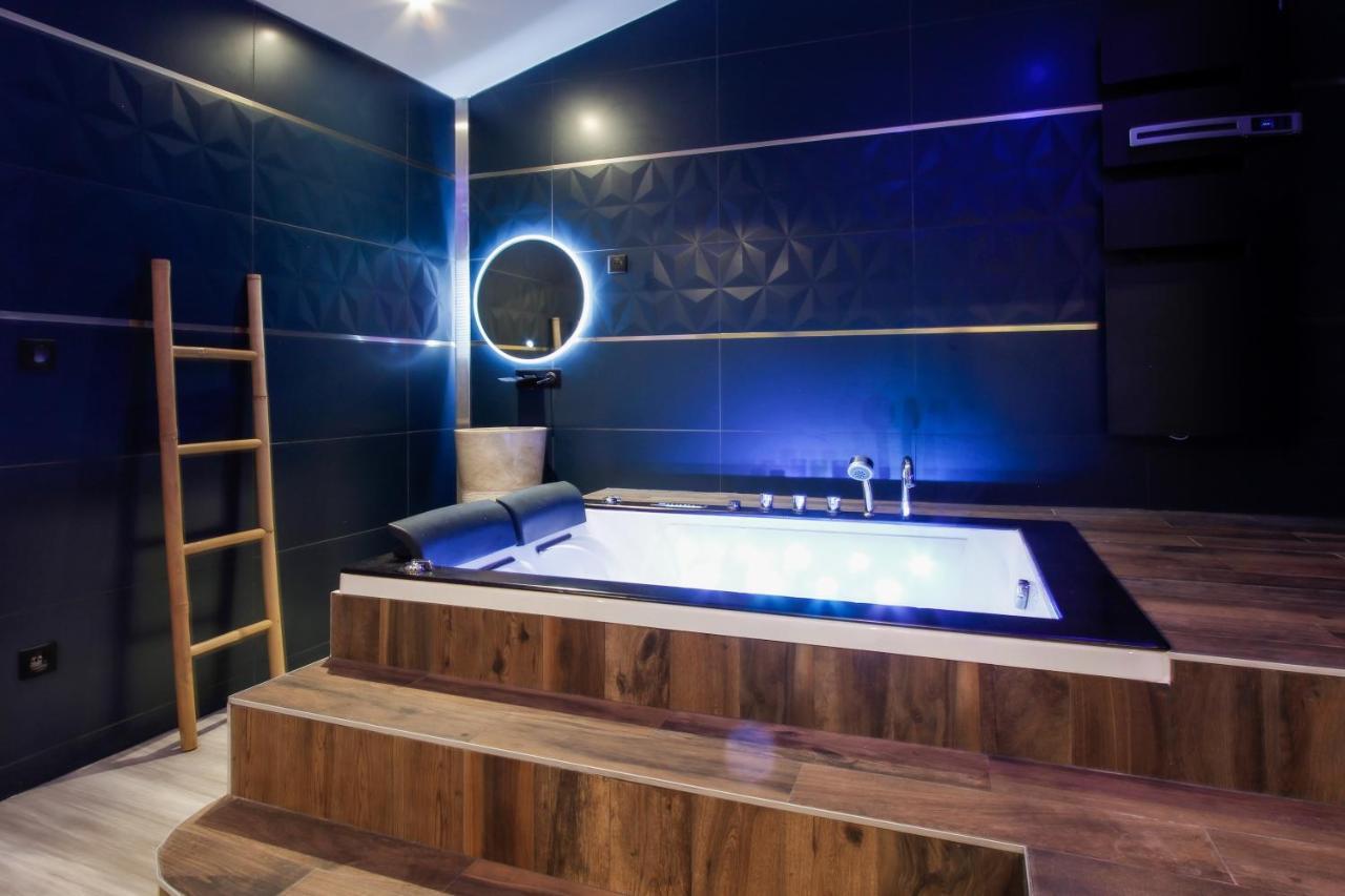 L'Ecrin Champenois - Suite Avec Balneo Et Sauna Prives ชาลงส์-อ็อง-ชองปาญ ภายนอก รูปภาพ