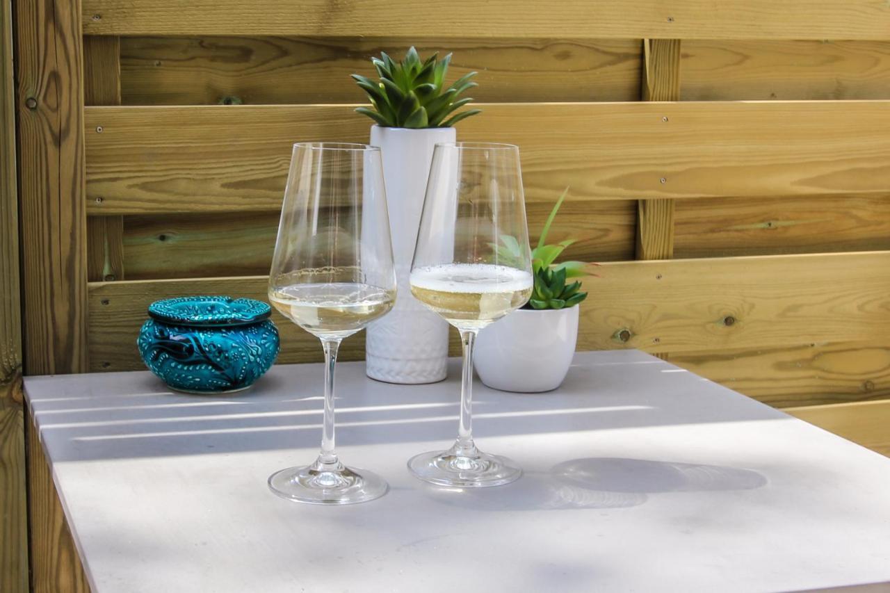 L'Ecrin Champenois - Suite Avec Balneo Et Sauna Prives ชาลงส์-อ็อง-ชองปาญ ภายนอก รูปภาพ
