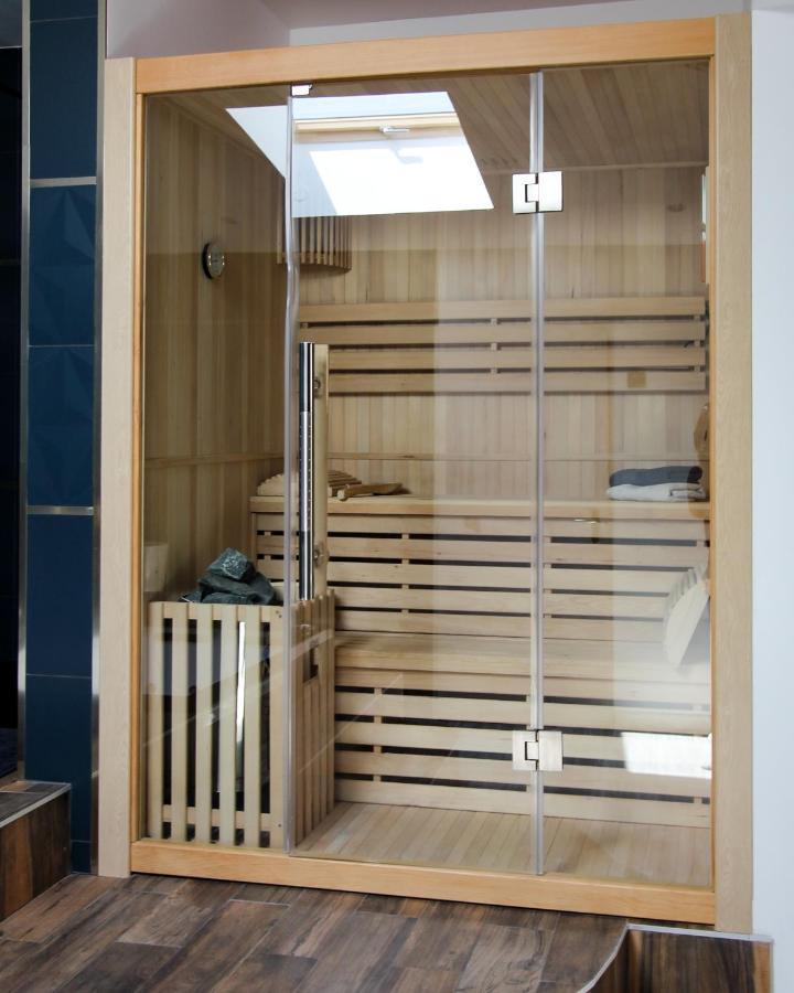 L'Ecrin Champenois - Suite Avec Balneo Et Sauna Prives ชาลงส์-อ็อง-ชองปาญ ภายนอก รูปภาพ